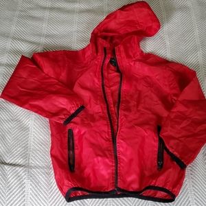 Packable light windbreaker
